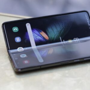 Samsung galaxy fold fold inwards